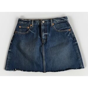 Levi's Blue Denim Mini Skirt Raw Hem Women's Size Small 28" Waist NNT Classic
